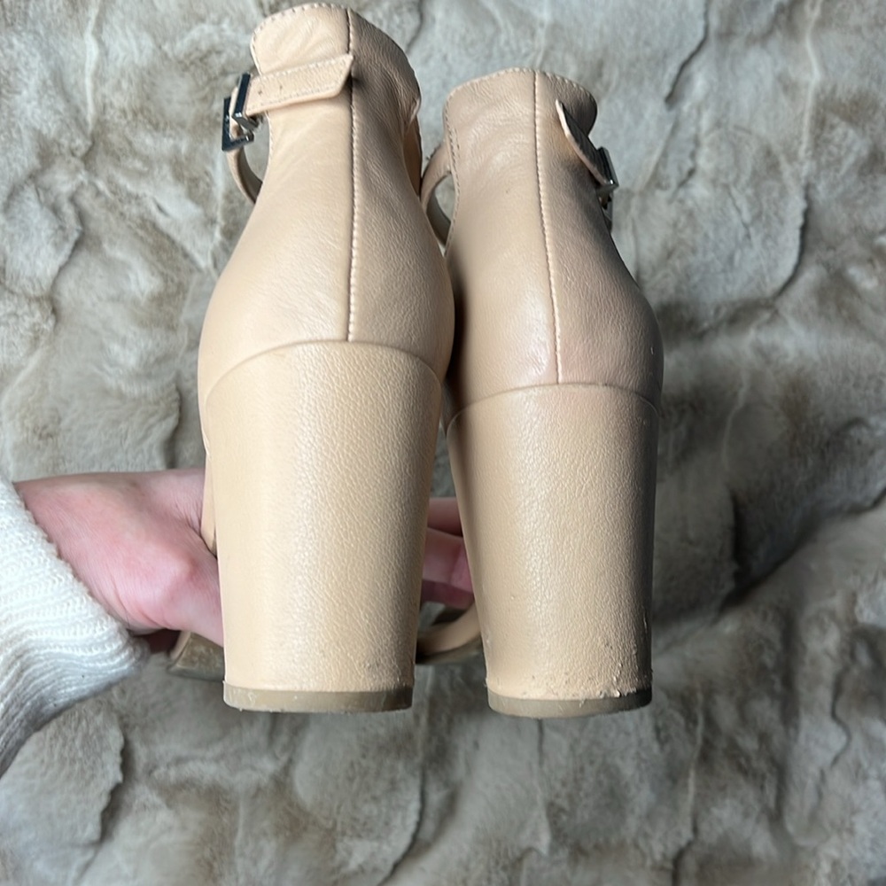 🕶️Kenneth Cole Reaction Lolita nude ankle strap block leather heels 11 42 - Picture 8 of 8